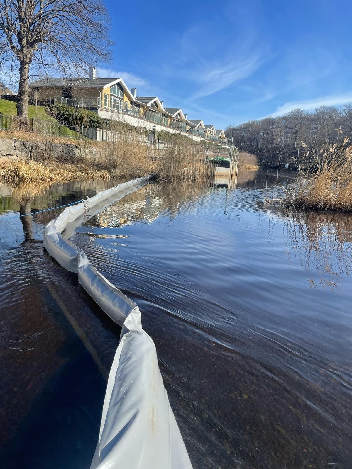 Sanol absorbent solutions for oil spills